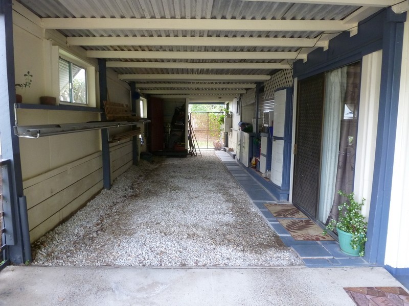 95 Mt Crosby Road, North Ipswich QLD 4305