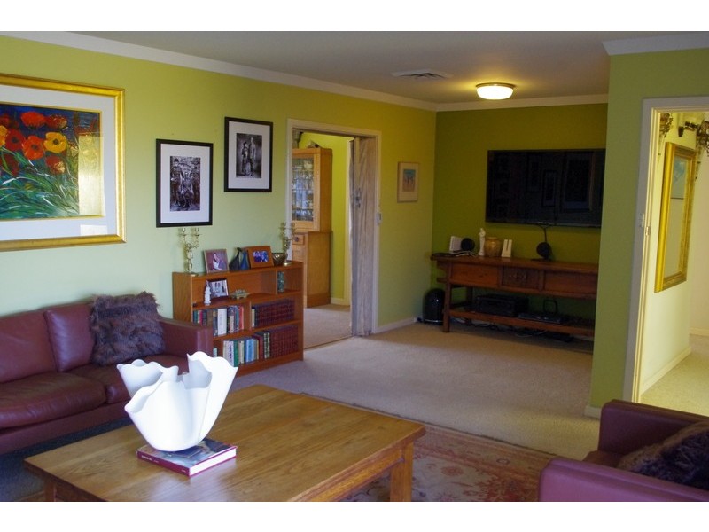 24 Wheeler Road, Karrinyup WA 6018