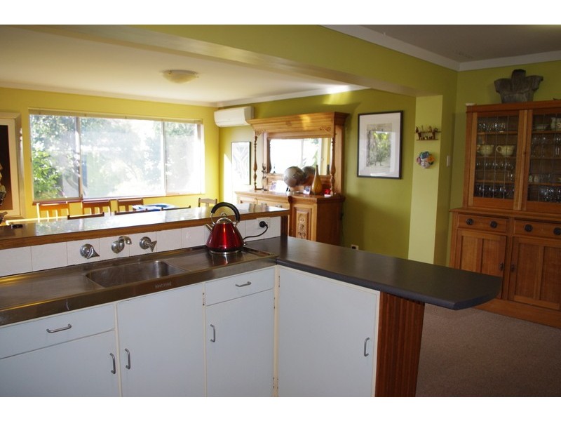 24 Wheeler Road, Karrinyup WA 6018