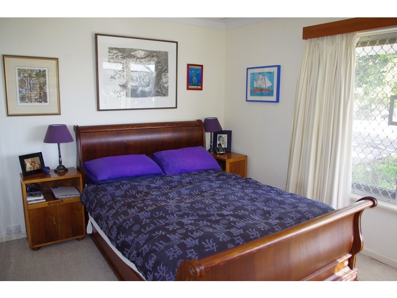 24 Wheeler Road, Karrinyup WA 6018