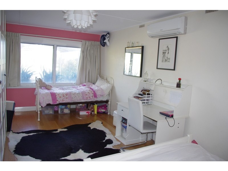 24 Wheeler Road, Karrinyup WA 6018