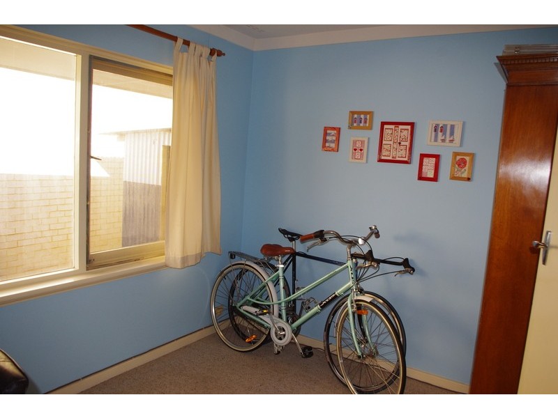 24 Wheeler Road, Karrinyup WA 6018