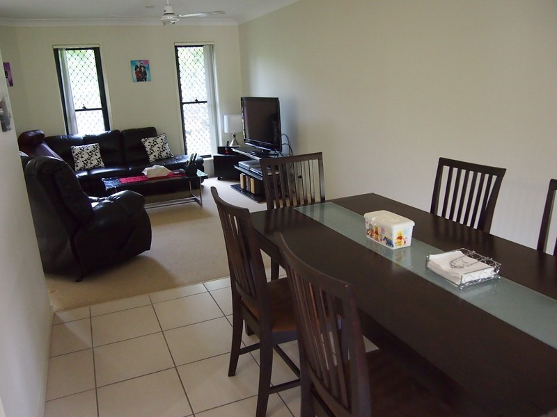 94 Lakes Entrance Drive, Springfield Lakes QLD 4300