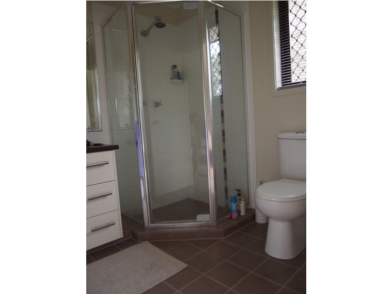 94 Lakes Entrance Drive, Springfield Lakes QLD 4300