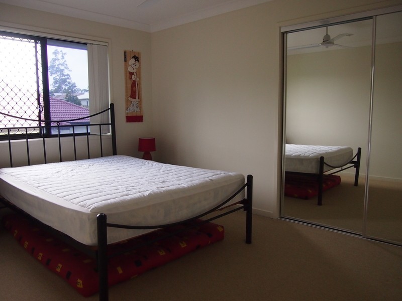 94 Lakes Entrance Drive, Springfield Lakes QLD 4300