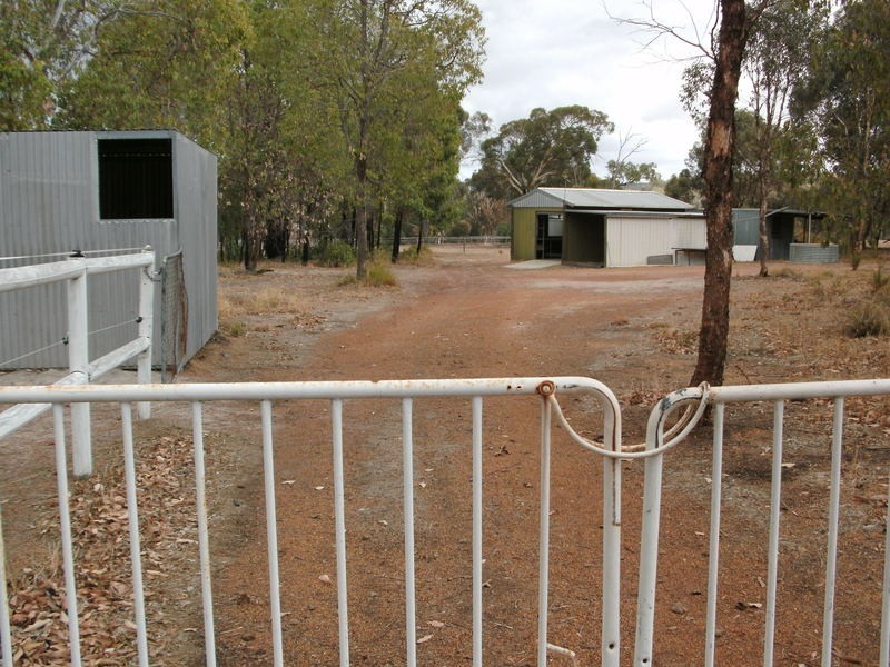 60 Olive Road, Wundowie WA 6560
