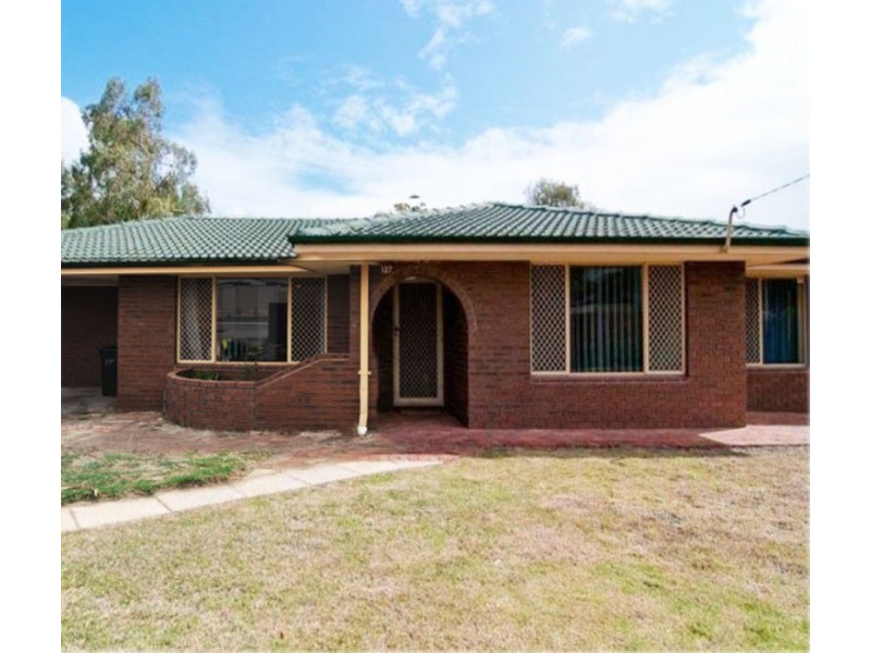 127 Natham Sq, Swan View WA 6056