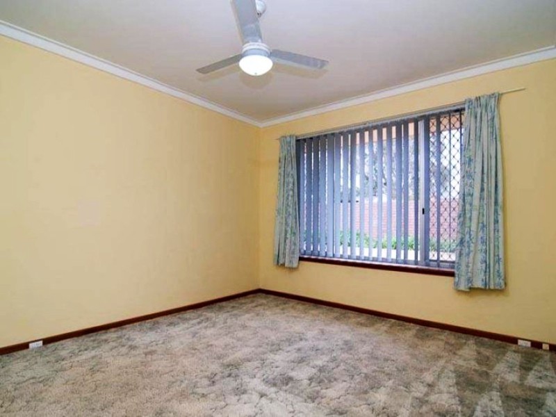 127 Natham Sq, Swan View WA 6056