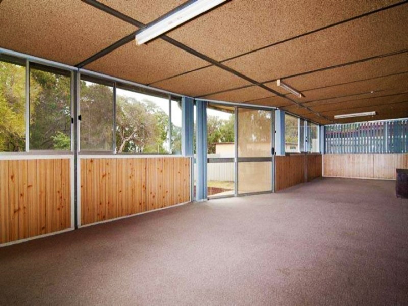 127 Natham Sq, Swan View WA 6056