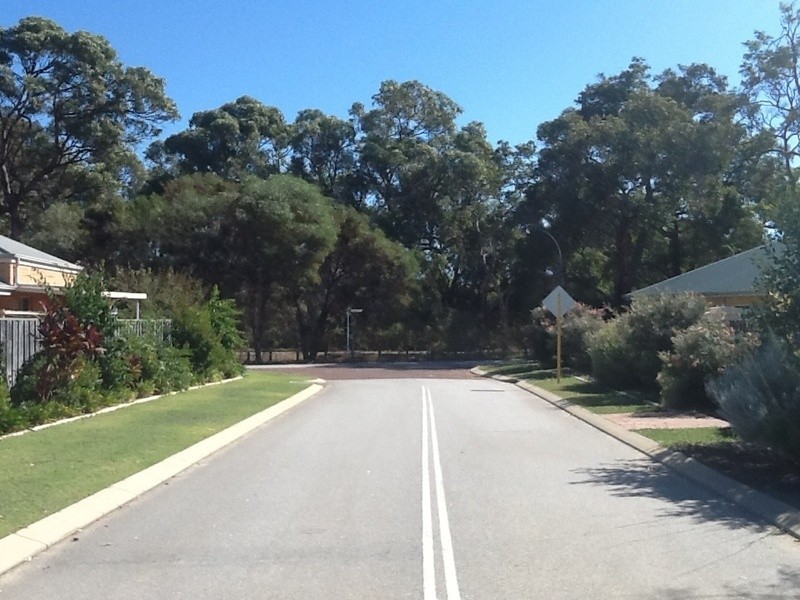 10 Misarden Lane, Erskine WA 6210