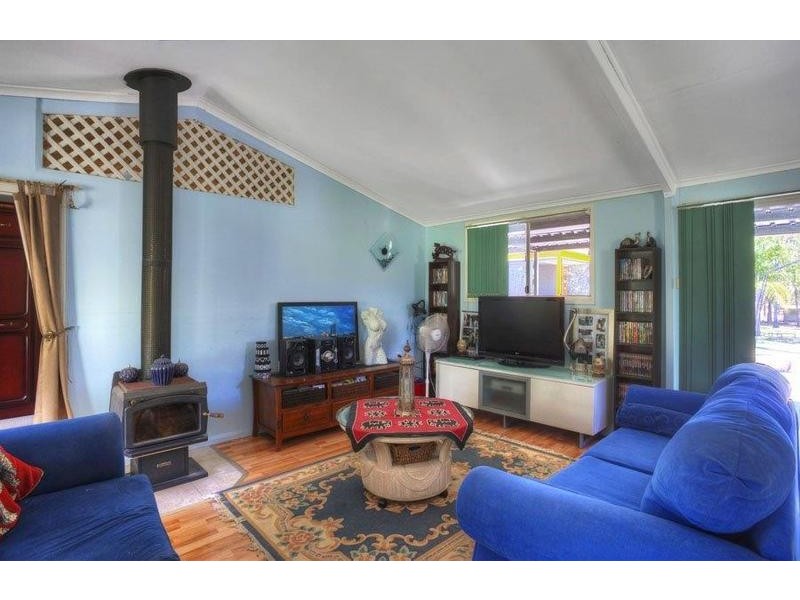 28 Kiora Rd, Miriam Vale QLD 4677