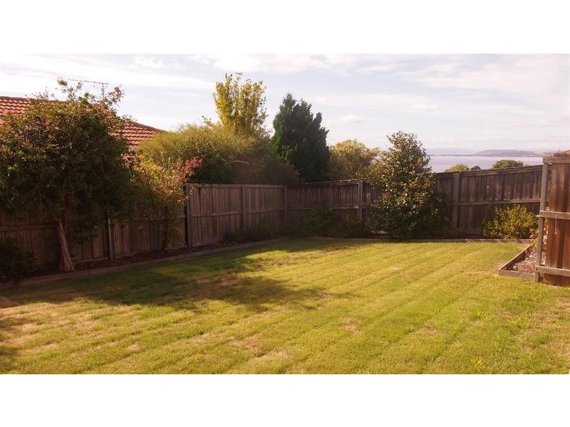 1 Edison Avenue, Blackmans Bay TAS 7052