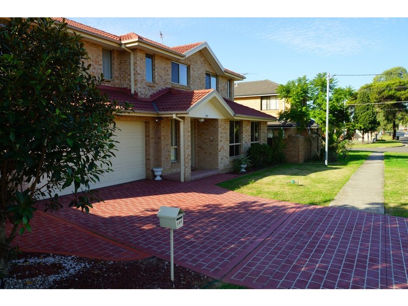 197 GRAHAM AVE, Lurnea NSW 2170