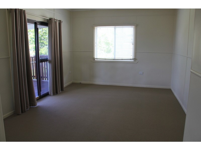 18 Thompson Street, Zillmere QLD 4034