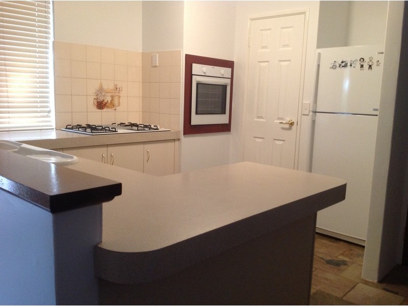 10 Sandon Elbow, Merriwa WA 6030