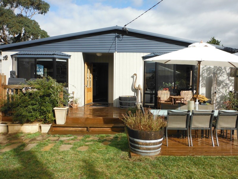 22 Bambra Street, Lauderdale TAS 7021