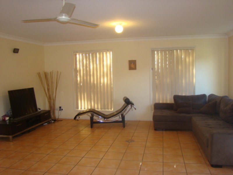 6 Rundle Street, Forest Lake QLD 4078