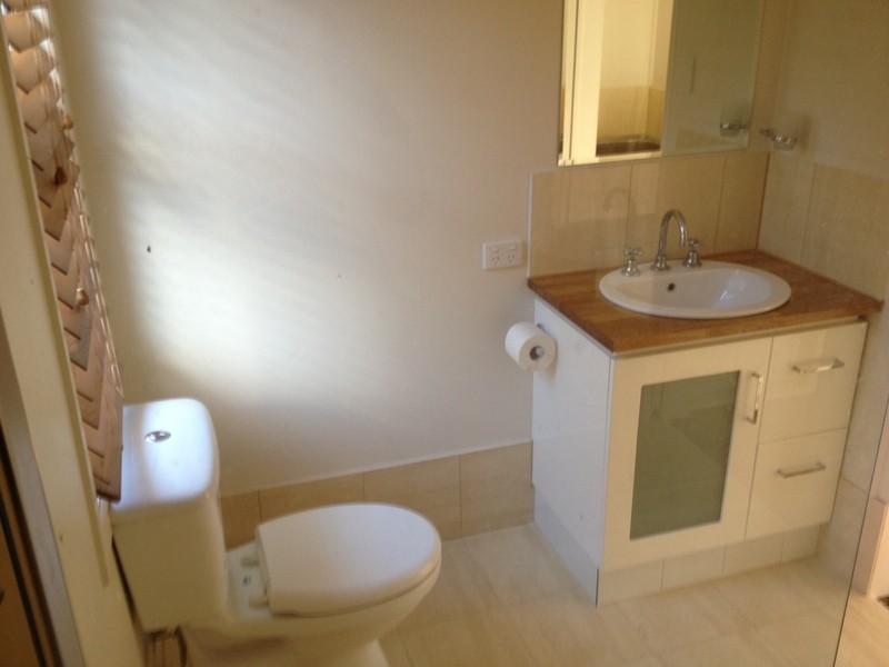 10 HIGH STREET, Brighton QLD 4017