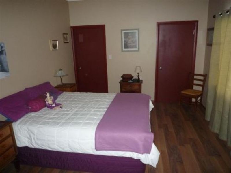 13 Cockatoo Drive, Nannup WA 6275