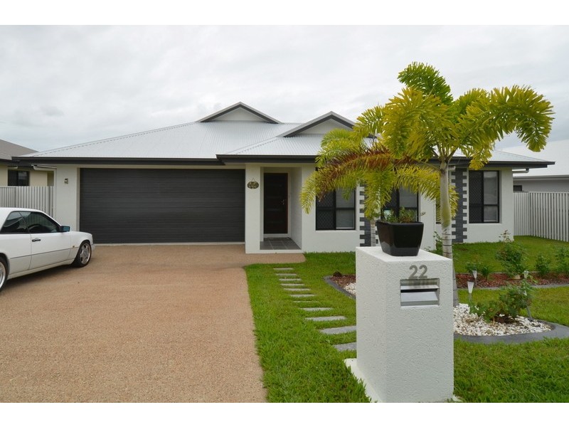 22 HILLOCK CRESCENT, Bushland Beach QLD 4818