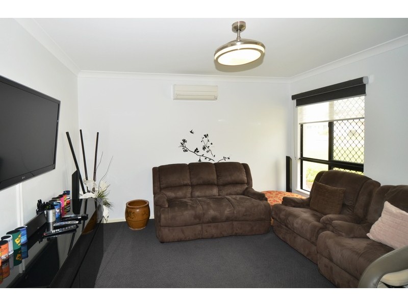 22 HILLOCK CRESCENT, Bushland Beach QLD 4818