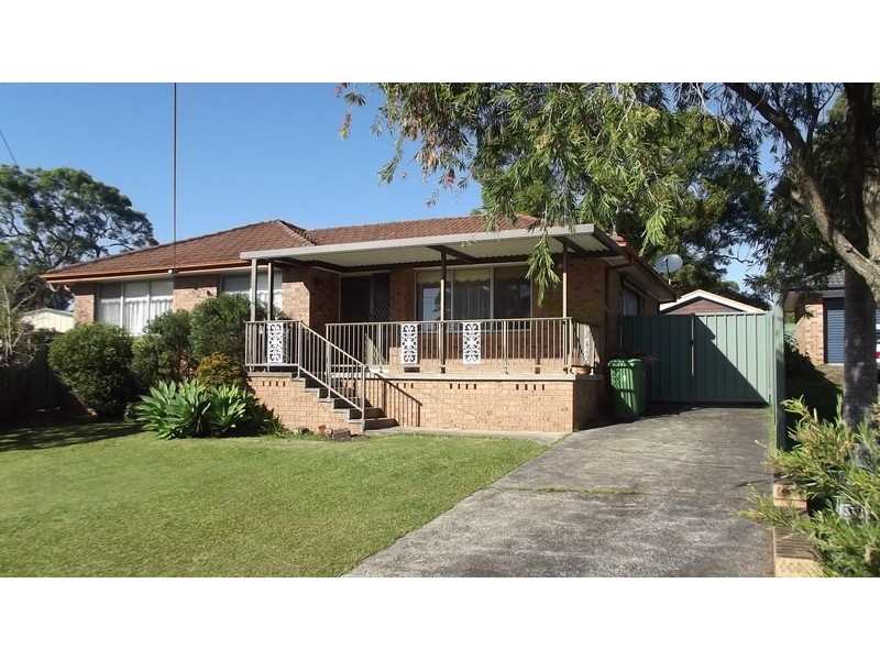 8 Newhaven Place, Bateau Bay NSW 2261