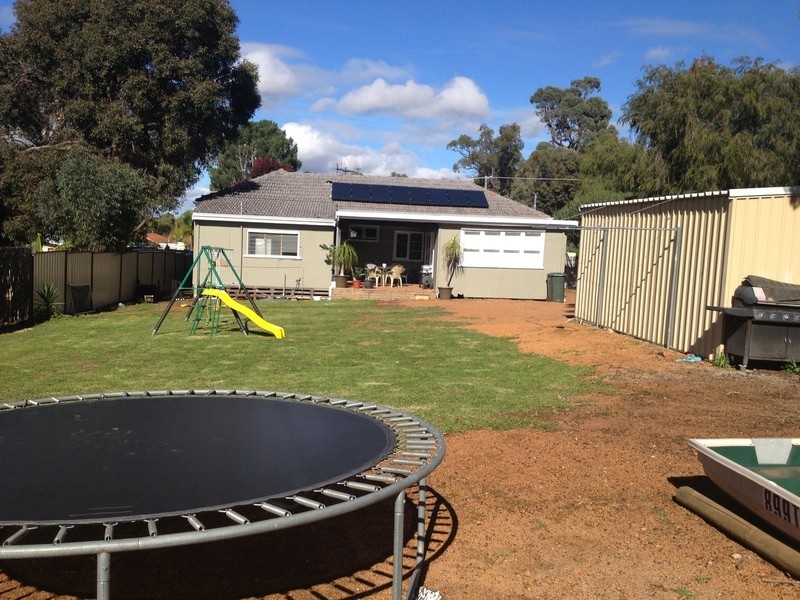 2 Qualup St, Wundowie WA 6560