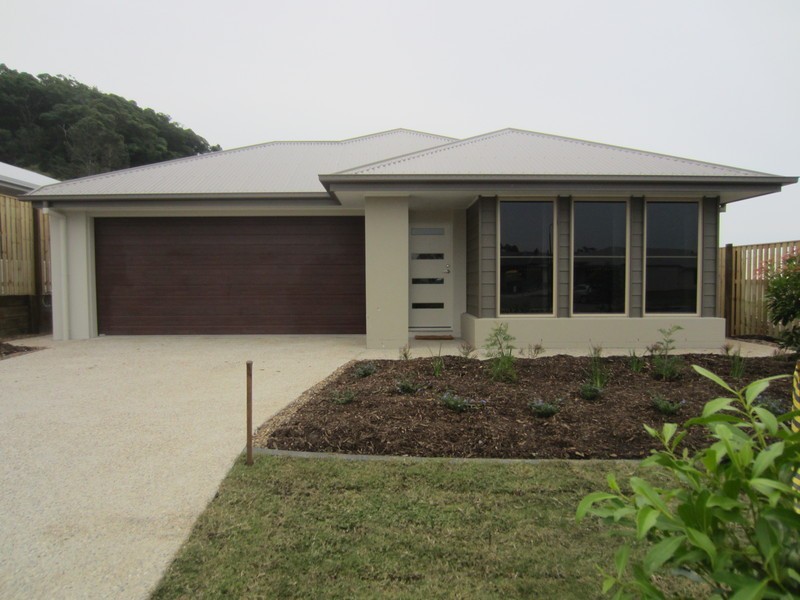 7 Mountain View Parade, Upper Coomera QLD 4209