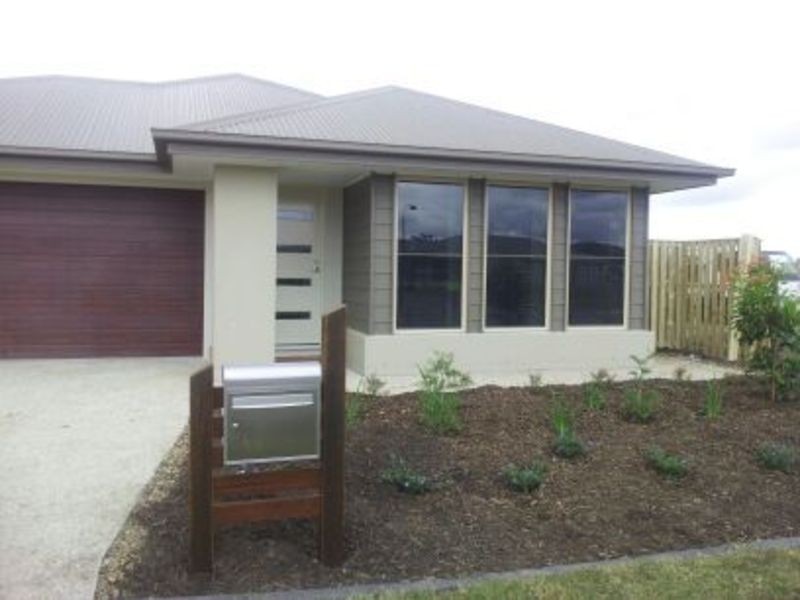 7 Mountain View Parade, Upper Coomera QLD 4209