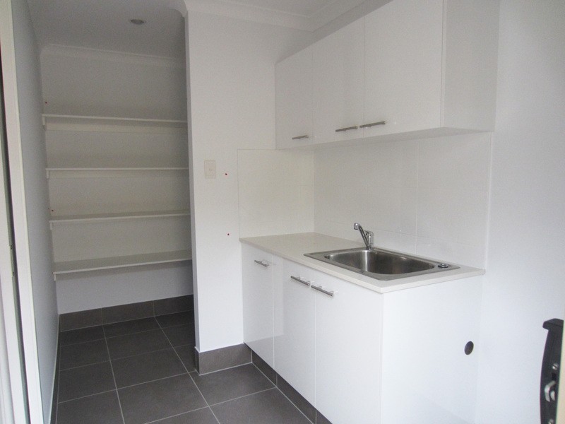 7 Mountain View Parade, Upper Coomera QLD 4209
