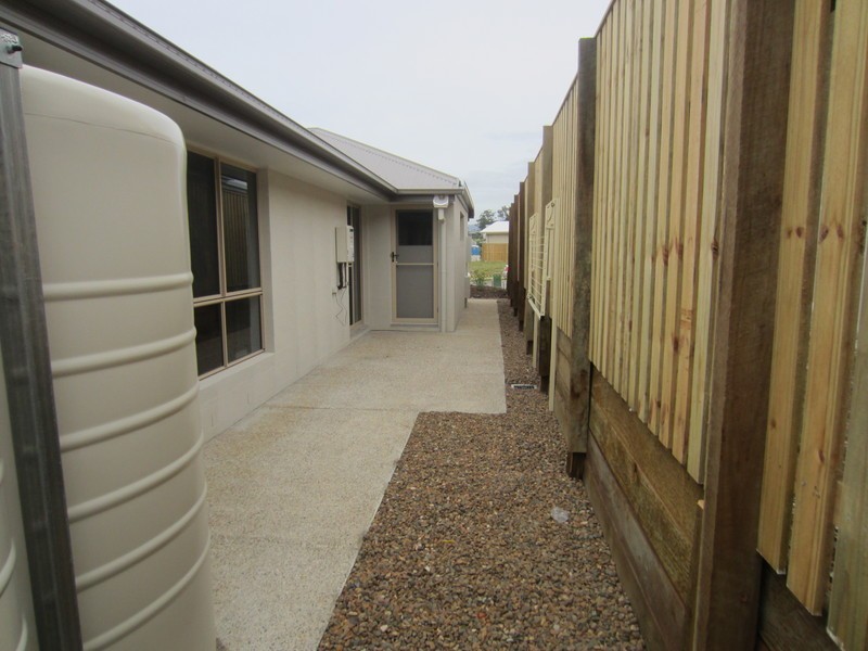 7 Mountain View Parade, Upper Coomera QLD 4209