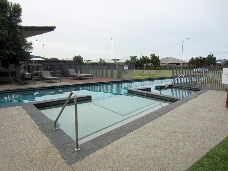 7 Mountain View Parade, Upper Coomera QLD 4209