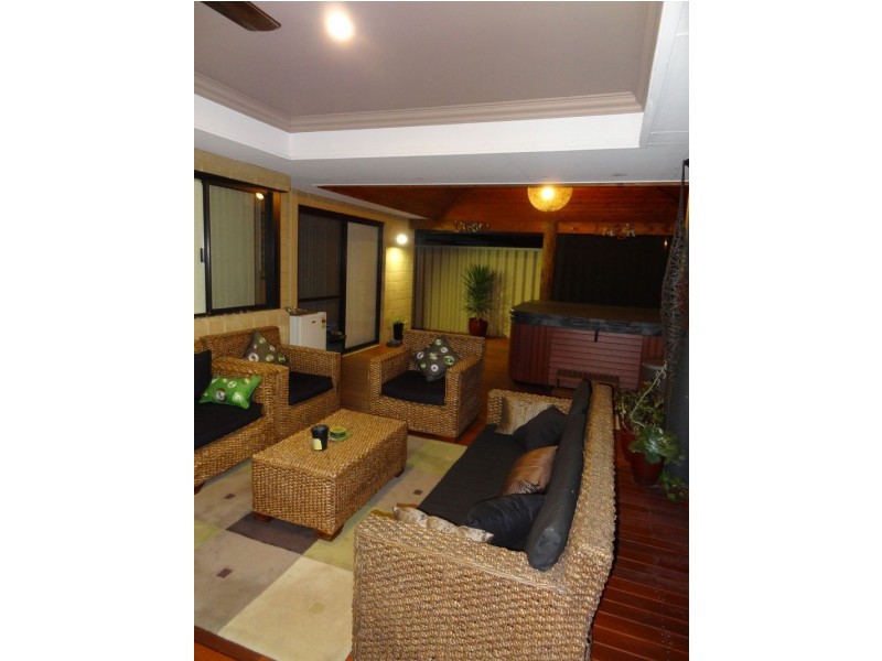 8 Casablanca Avenue, Southern River WA 6110