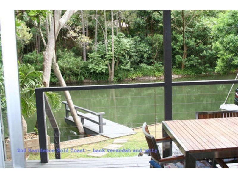 9 Musgrave Ave, Southport QLD 4215