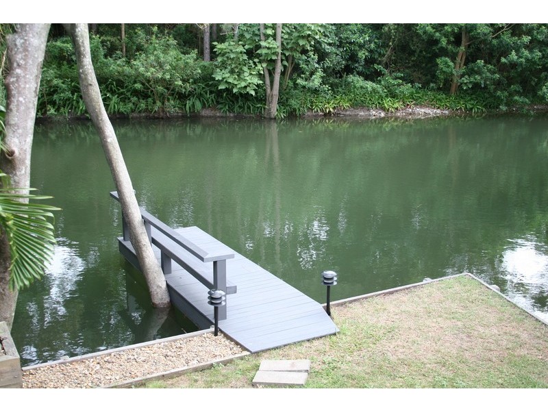 9 Musgrave Ave, Southport QLD 4215