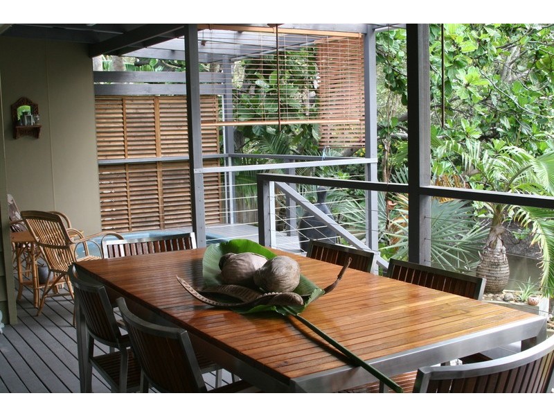 9 Musgrave Ave, Southport QLD 4215