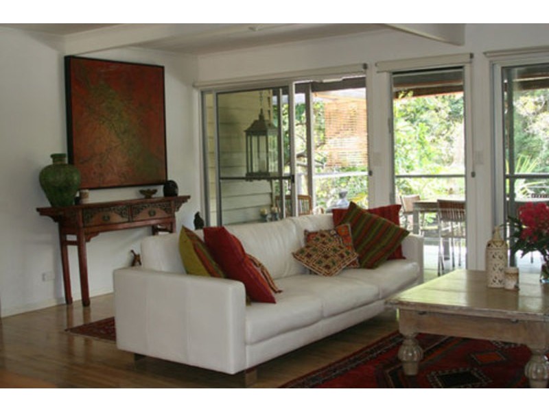 9 Musgrave Ave, Southport QLD 4215