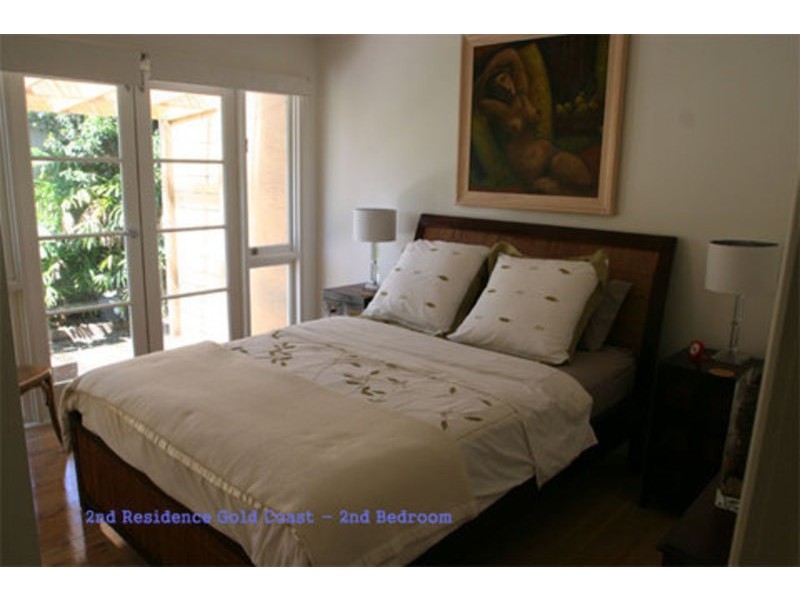 9 Musgrave Ave, Southport QLD 4215