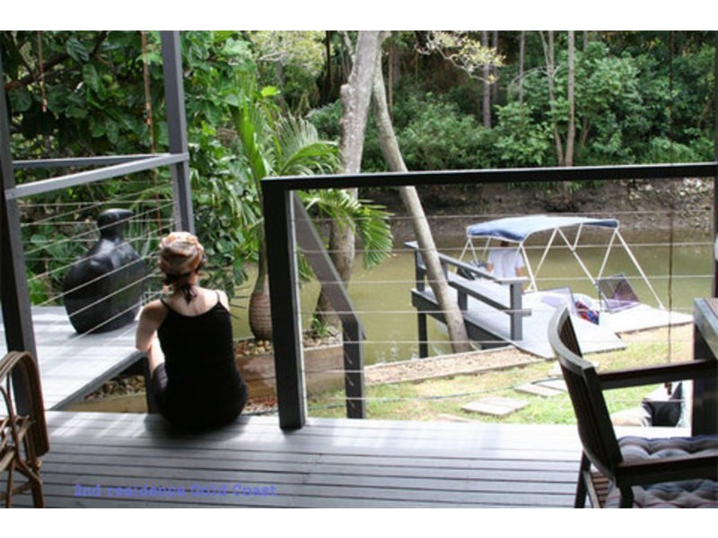 9 Musgrave Ave, Southport QLD 4215