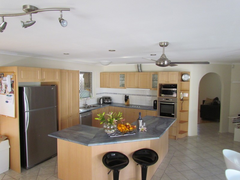 30  Yarrayne Road, Nerang QLD 4211