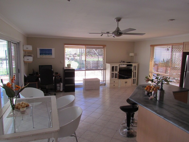 30  Yarrayne Road, Nerang QLD 4211