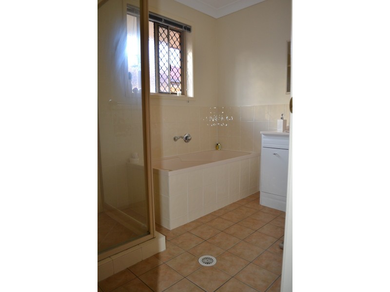 14 Glenbrook Avenue, Victoria Point QLD 4165