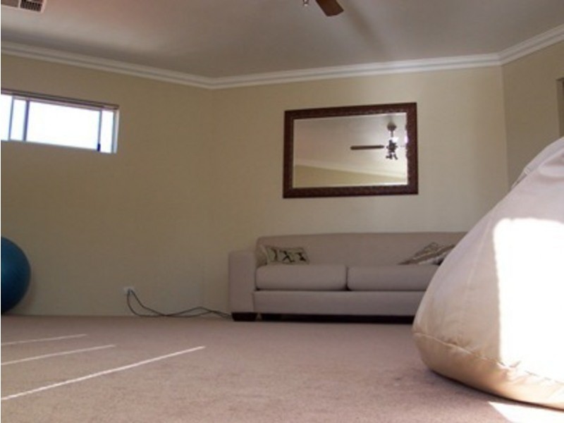 42 Wright Crescent, Bayswater WA 6053