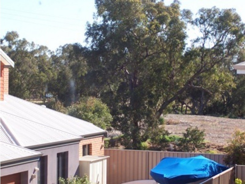 42 Wright Crescent, Bayswater WA 6053