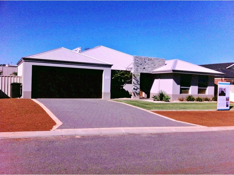 3  Winward Way, Drummond Cove WA 6532
