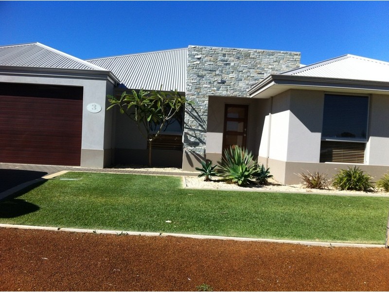 3  Winward Way, Drummond Cove WA 6532