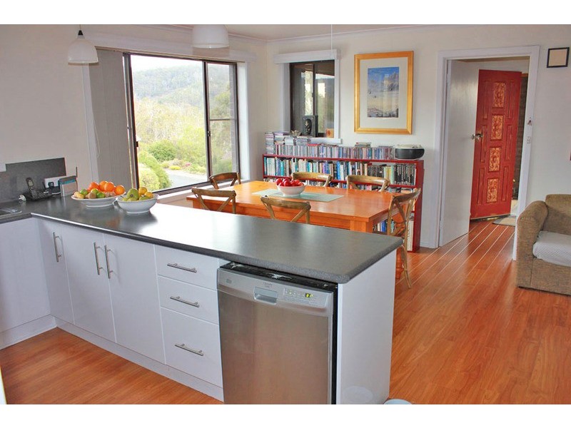Unit 1 & Unit 2//22 Lumeah Avenue, Lenah Valley TAS 7008