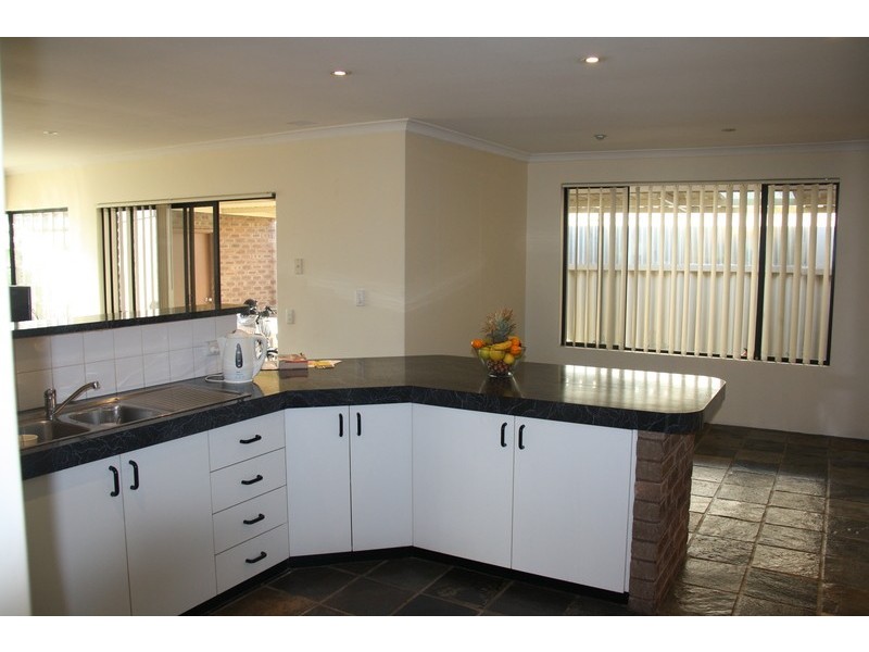 105 Zenobia Street, Palmyra WA 6157