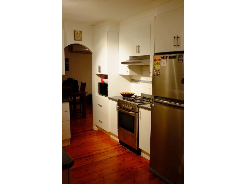 33 Anembo Crescent, Kiama Heights NSW 2533