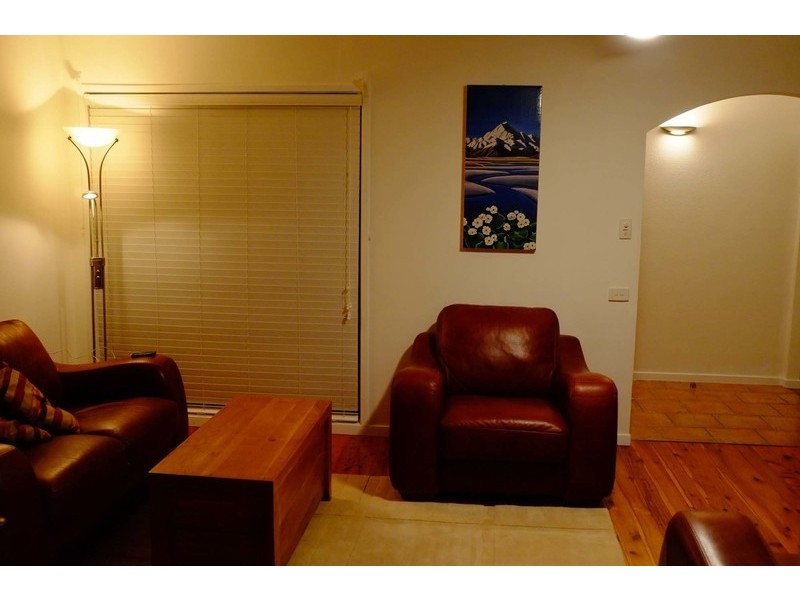 33 Anembo Crescent, Kiama Heights NSW 2533